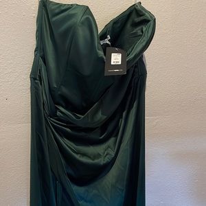 Satin strapless dress size 2x new with tags